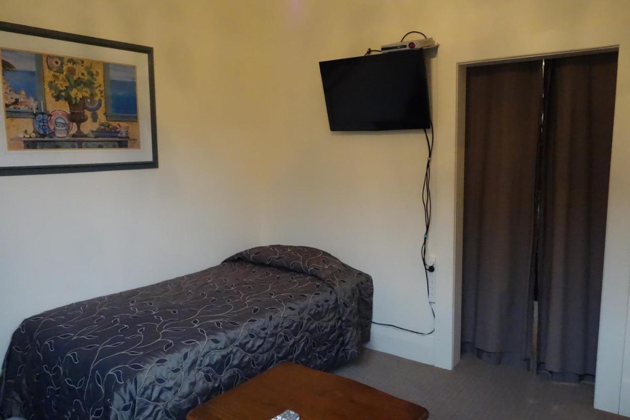 Manor Views Nz Ξενοδοχείο Huntly Εξωτερικό φωτογραφία