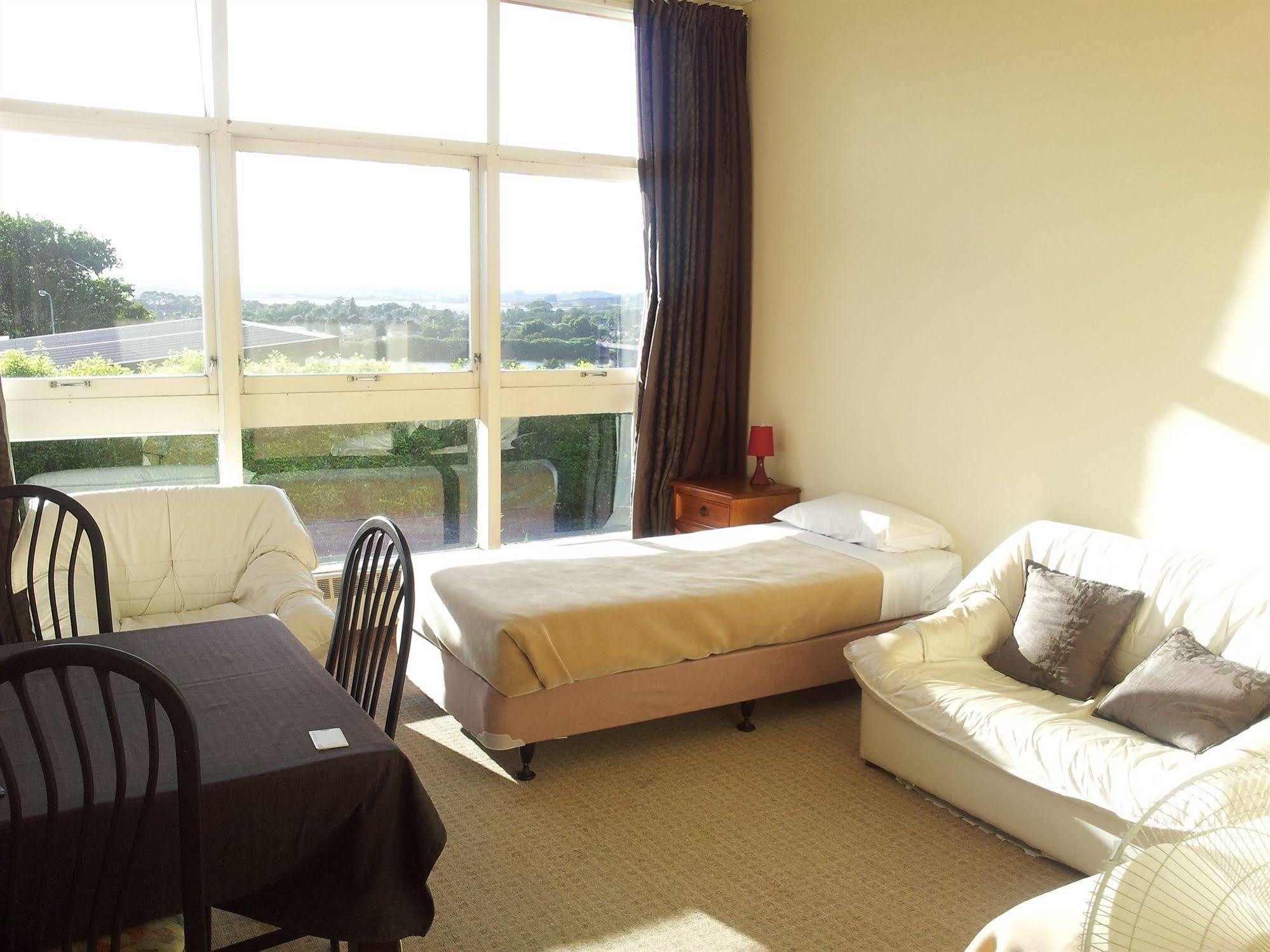 Manor Views Nz Ξενοδοχείο Huntly Εξωτερικό φωτογραφία