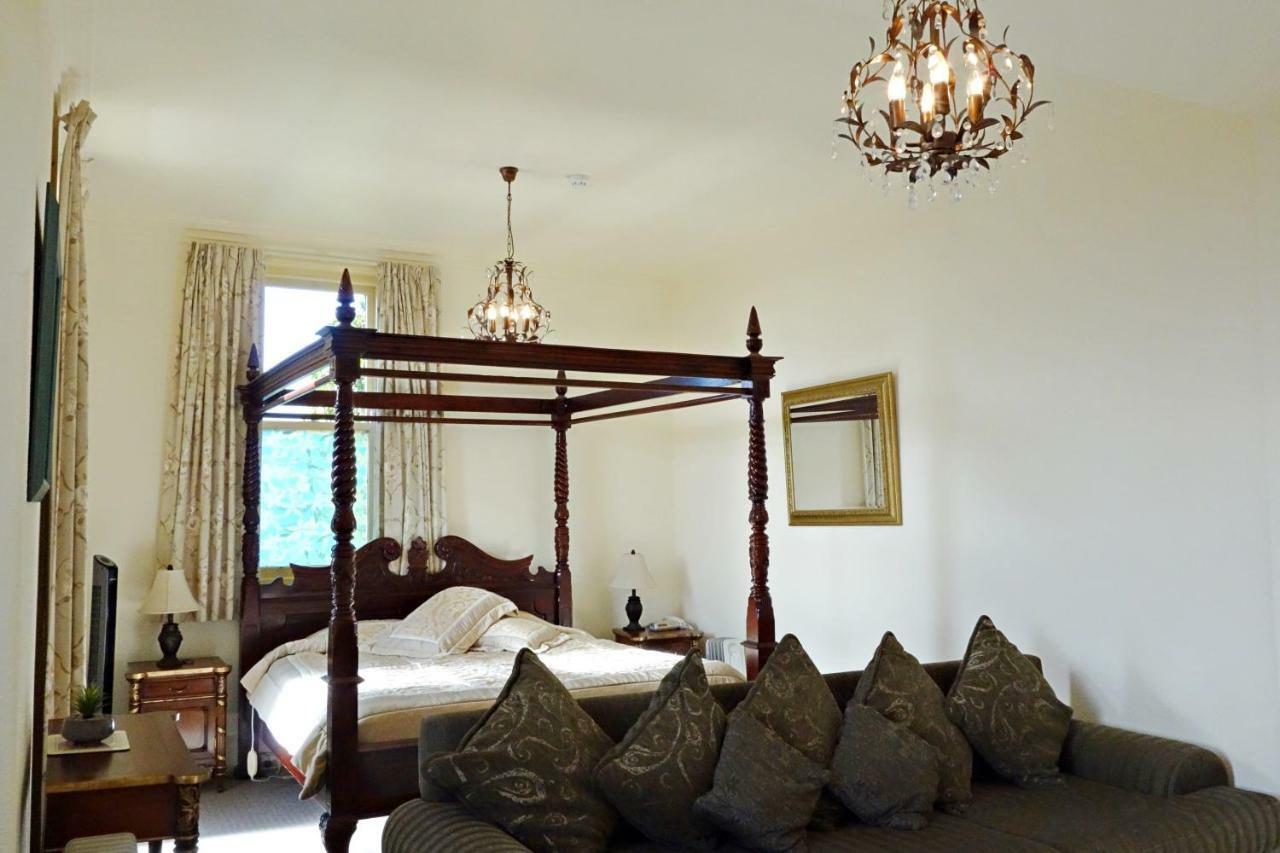 Manor Views Nz Ξενοδοχείο Huntly Εξωτερικό φωτογραφία