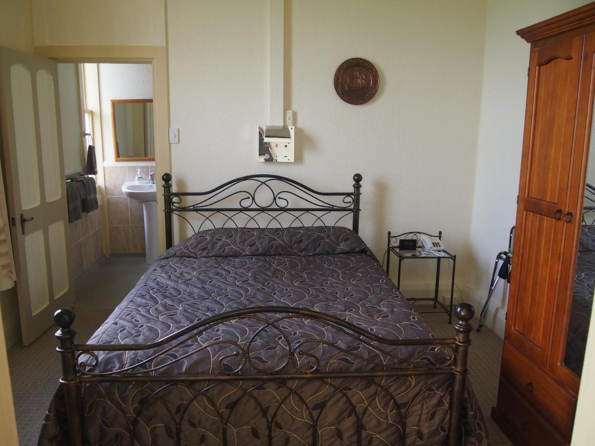 Manor Views Nz Ξενοδοχείο Huntly Εξωτερικό φωτογραφία