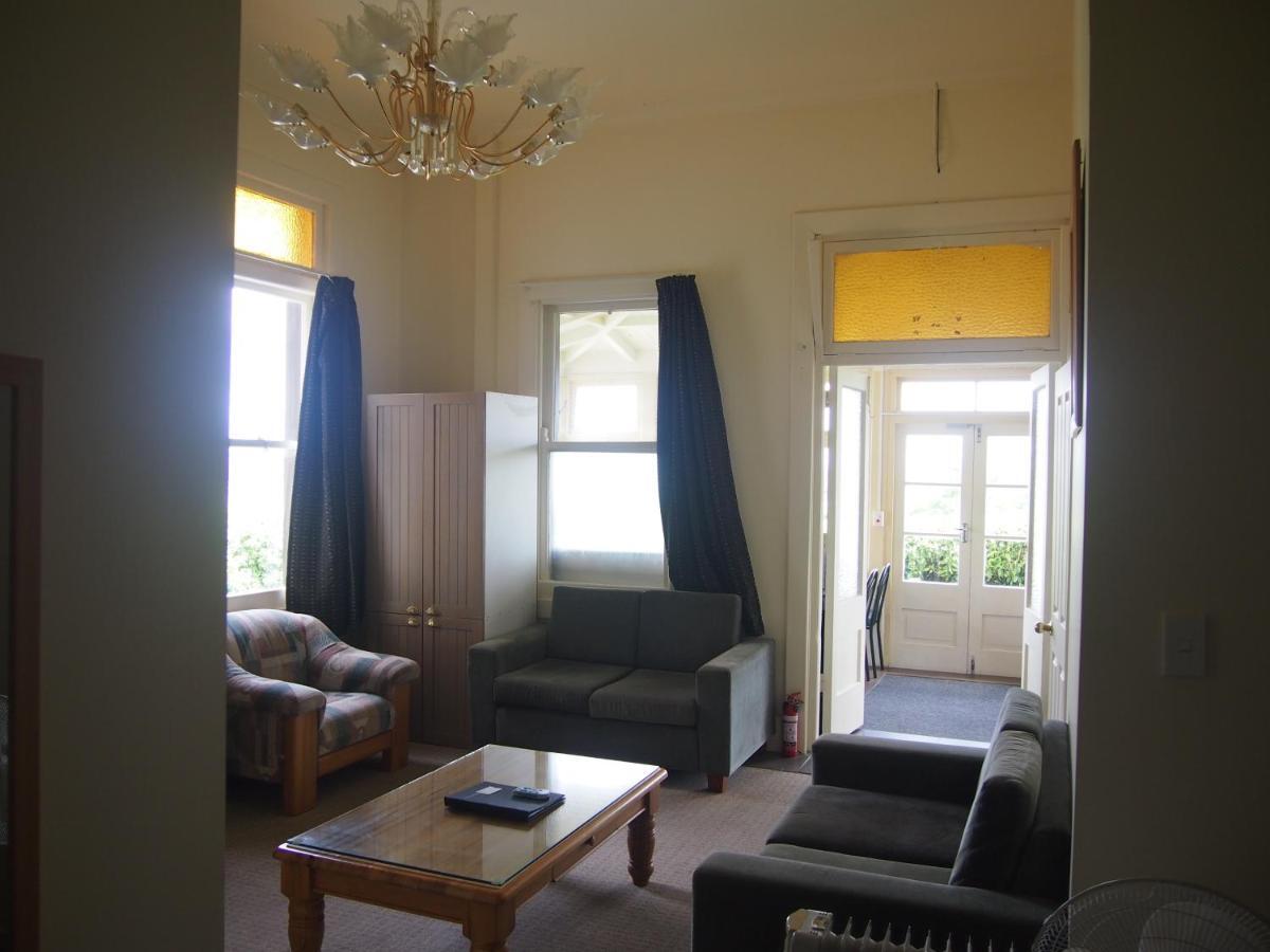 Manor Views Nz Ξενοδοχείο Huntly Εξωτερικό φωτογραφία